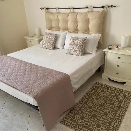Allegrhouse: Intero Apartman Brindisi